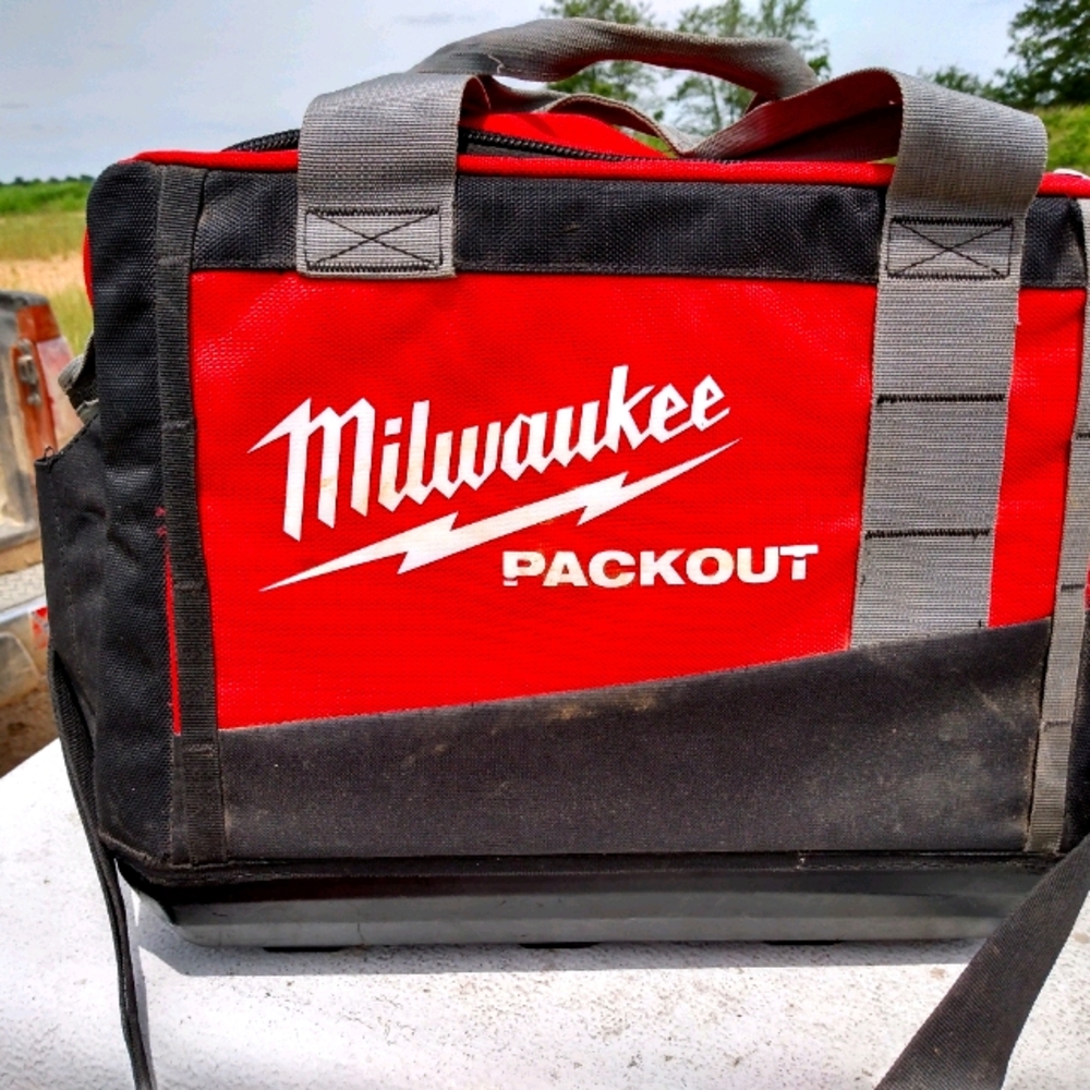 Millwaukee packout bag